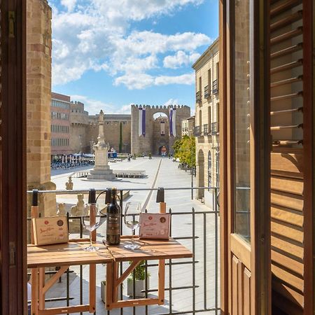 Balcony View To Avila'S Alcazar Bagian luar foto